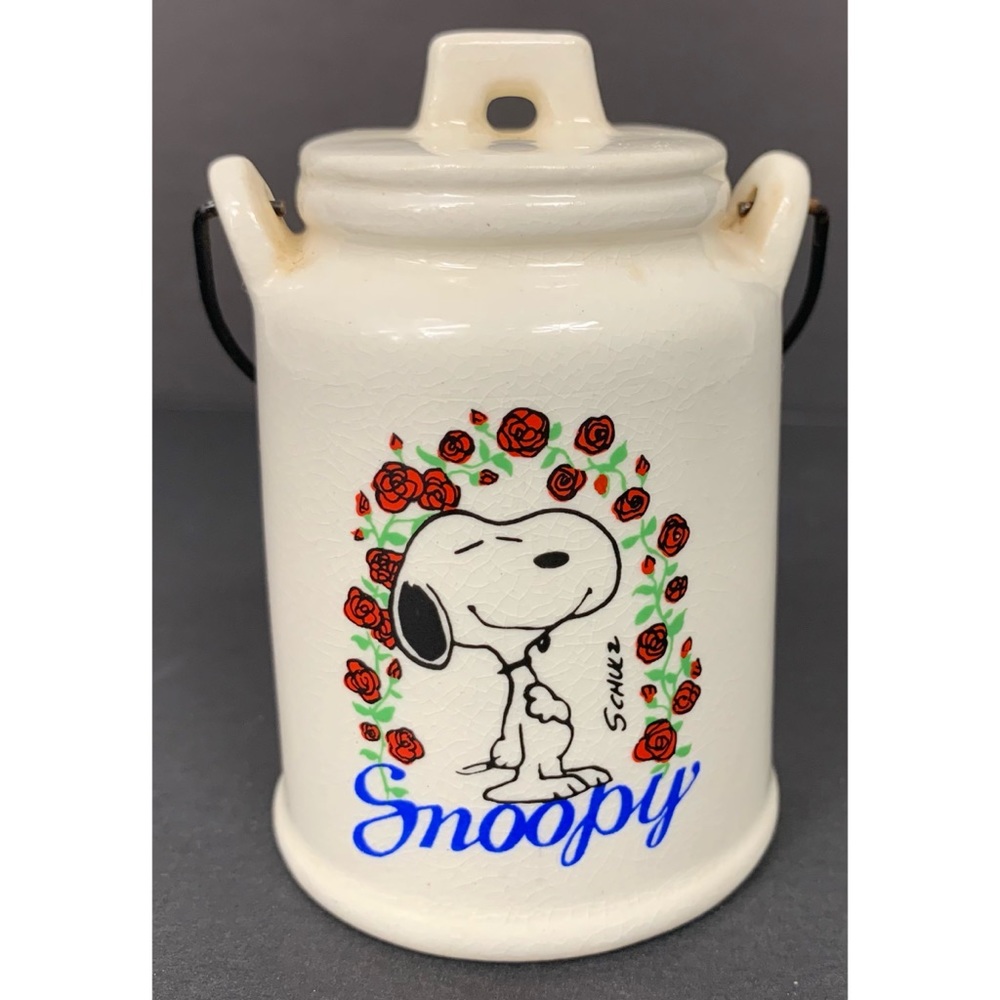 1958 UFS Snoopy Tooth Pick Holder Porcelain 3"